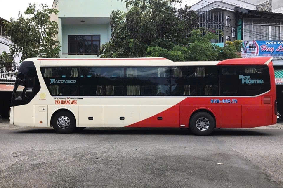 Nhà xe Tân Hoàng Anh